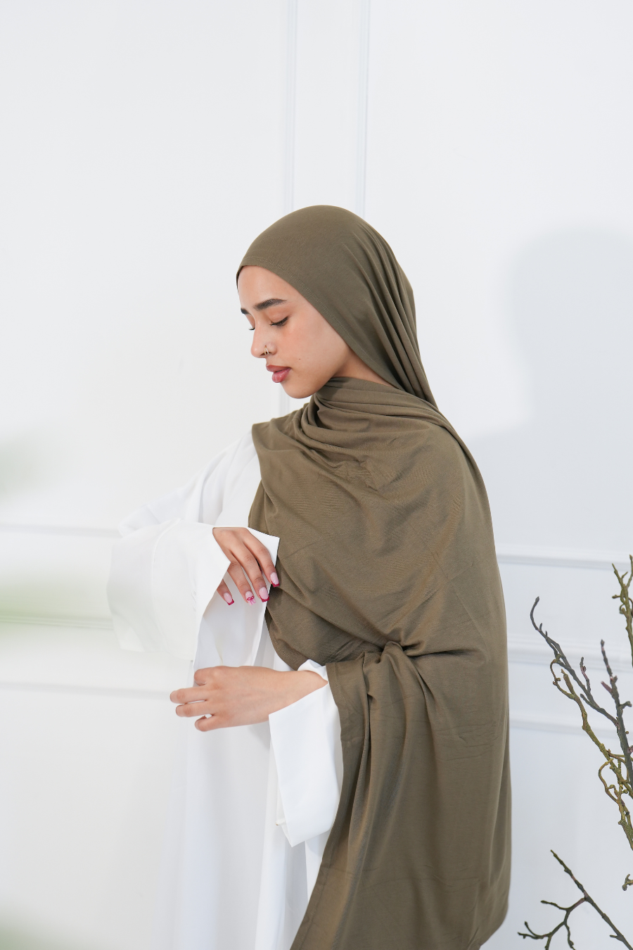 White Abaya