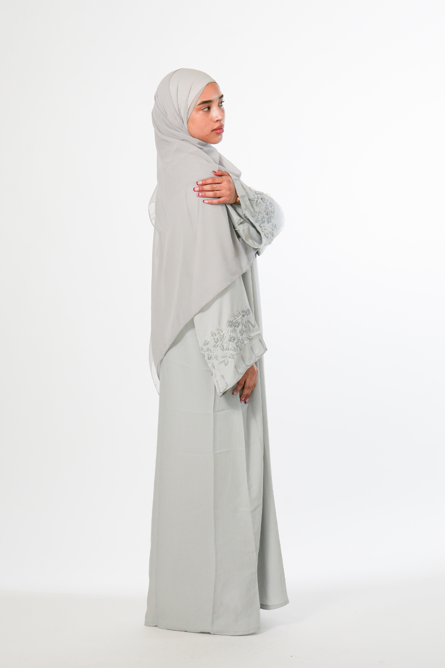 Noor Abaya
